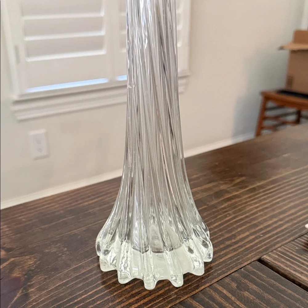 Elegant Clear Glass Vase for Home Decor